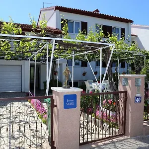 Gostinjska kuća Meri, Fazana
